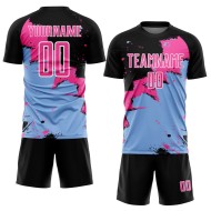 Aangepast zwart roze-lichtblauw Spalsh sublimatie voetbaltenue shirt Aangepast zwart roze-lichtblauw Spalsh sublimatie voetbaltenue shirt