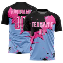 Aangepast zwart roze-lichtblauw Spalsh sublimatie voetbaltenue shirt