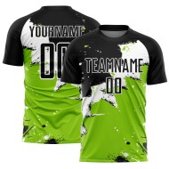 Aangepast zwart-wit-neongroen Spalsh sublimatie voetbaltenue shirt